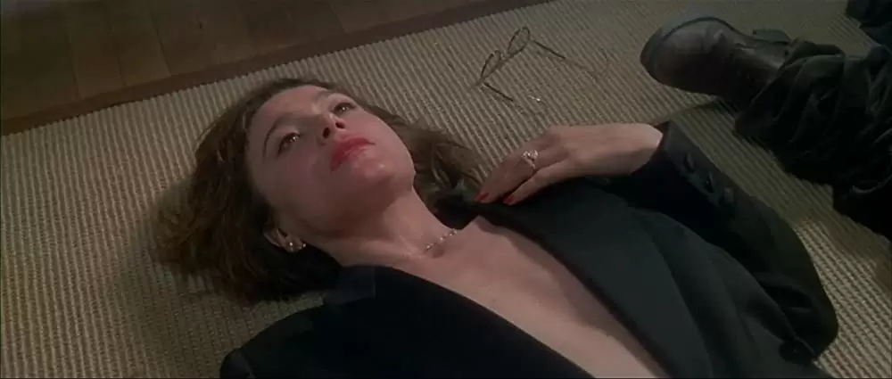 「ナインスゲート」レナ・オリンの画像