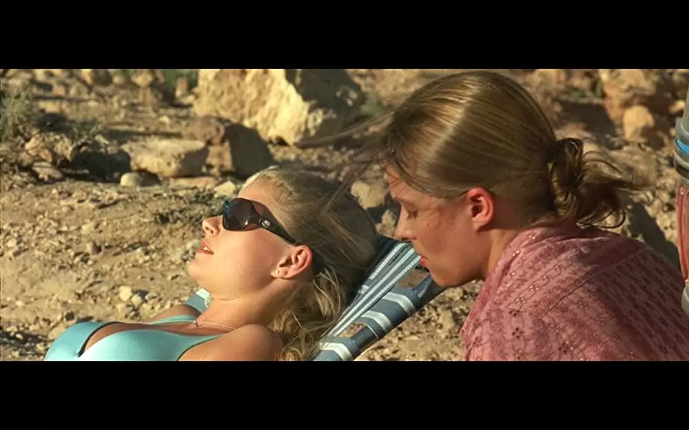 「ヒルズ・ハブ・アイズ」ビネッサ・ショウ & エミリー・デ・レイビンの画像