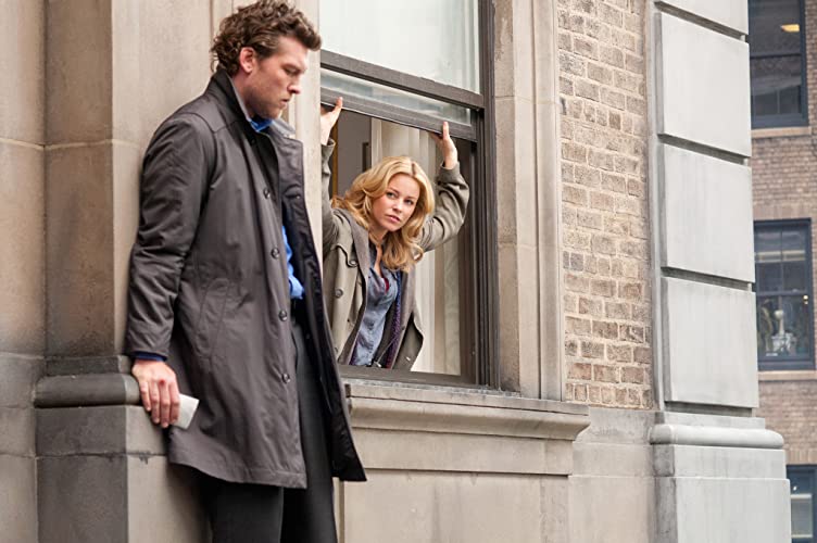 崖っぷちの男の画像