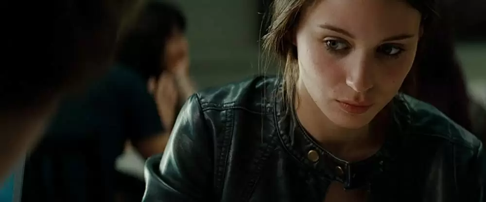 「エルム街の悪夢」ルーニー・マーラの画像