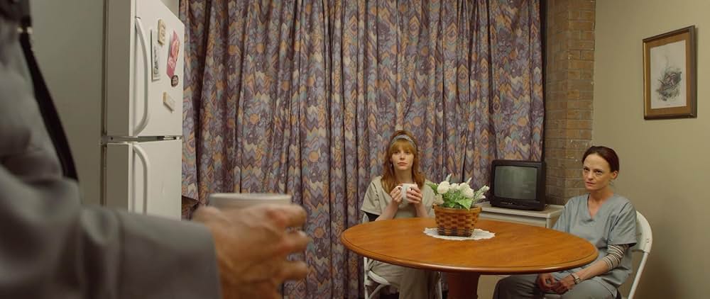 12 Hour Shift（原題）の画像