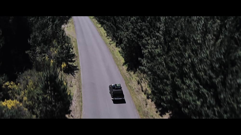 タッカーとデイル 史上最悪にツイてないヤツらの画像