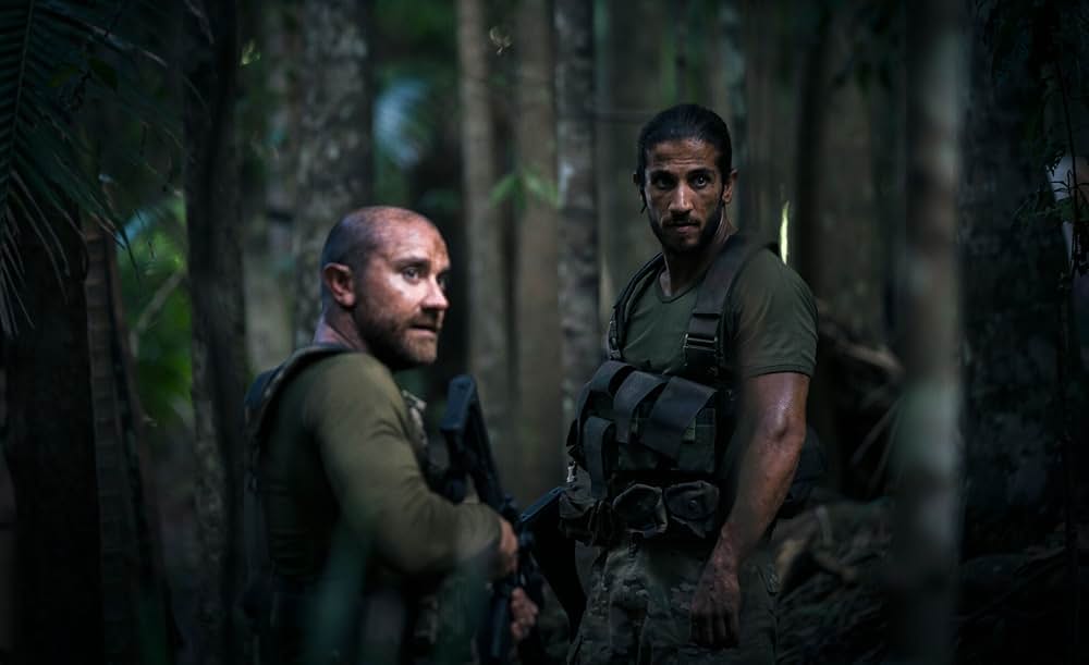 レッドゾーン 脱出の画像