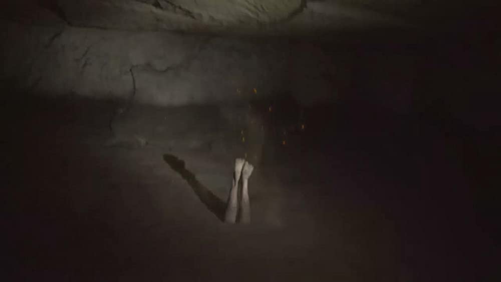 地下に潜む怪人の画像