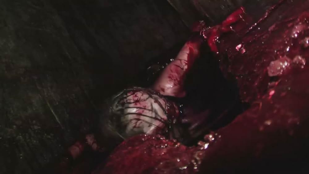 地下に潜む怪人の画像