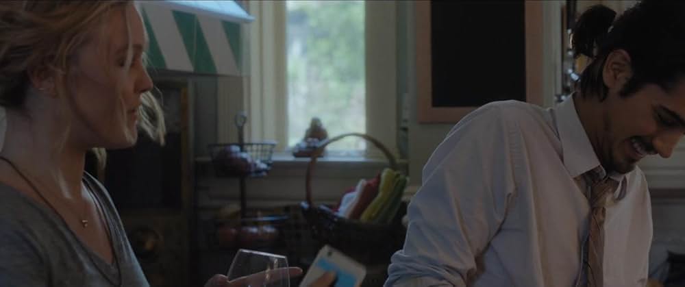 水面に映る影の画像