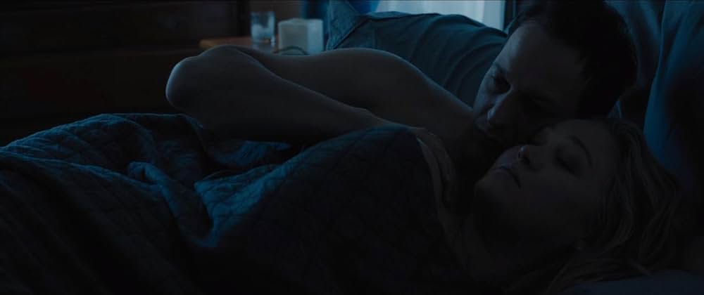 水面に映る影の画像