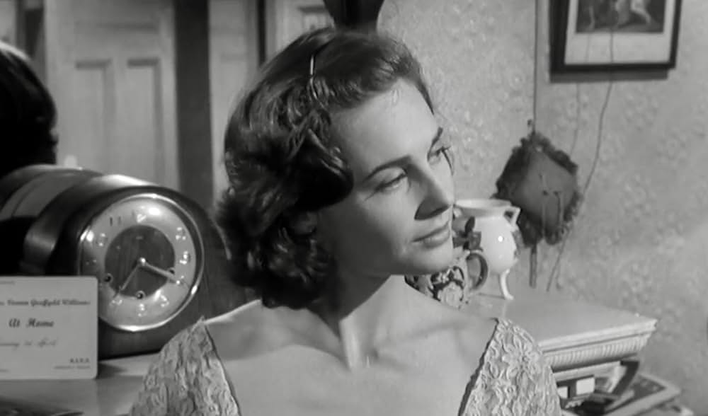 Only Two Can Play（原題）の画像