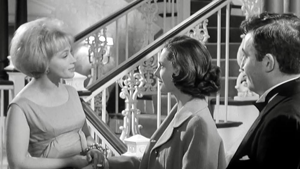 Only Two Can Play（原題）の画像