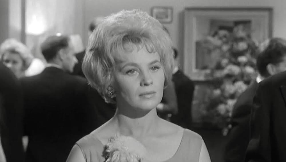 Only Two Can Play（原題）の画像