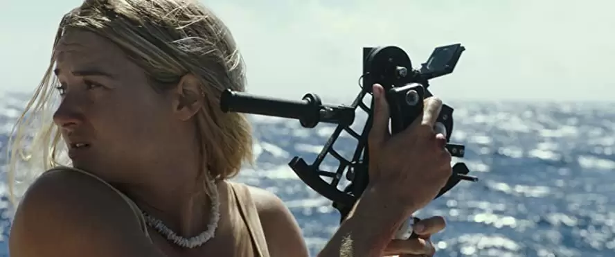 アドリフト 41日間の漂流の画像