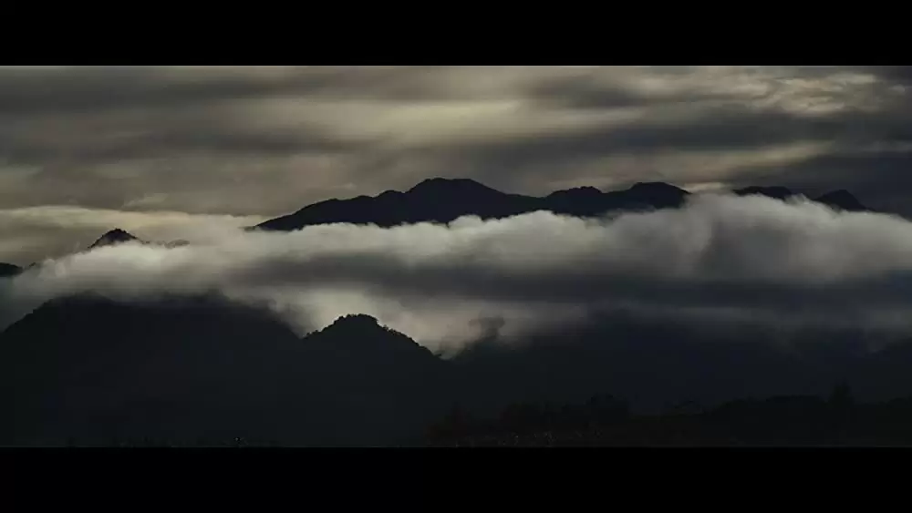 アドリフト 41日間の漂流の画像