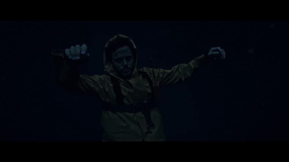 アドリフト 41日間の漂流の画像