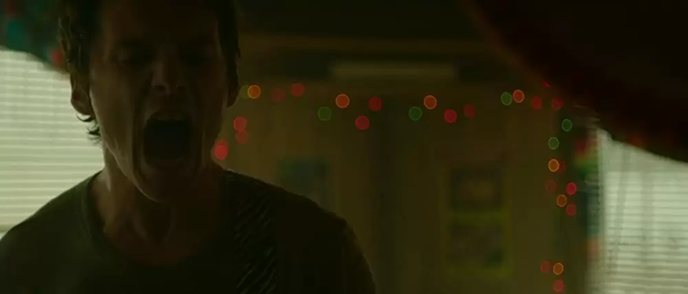 「グリーンルーム」アントン・イェルチンの画像