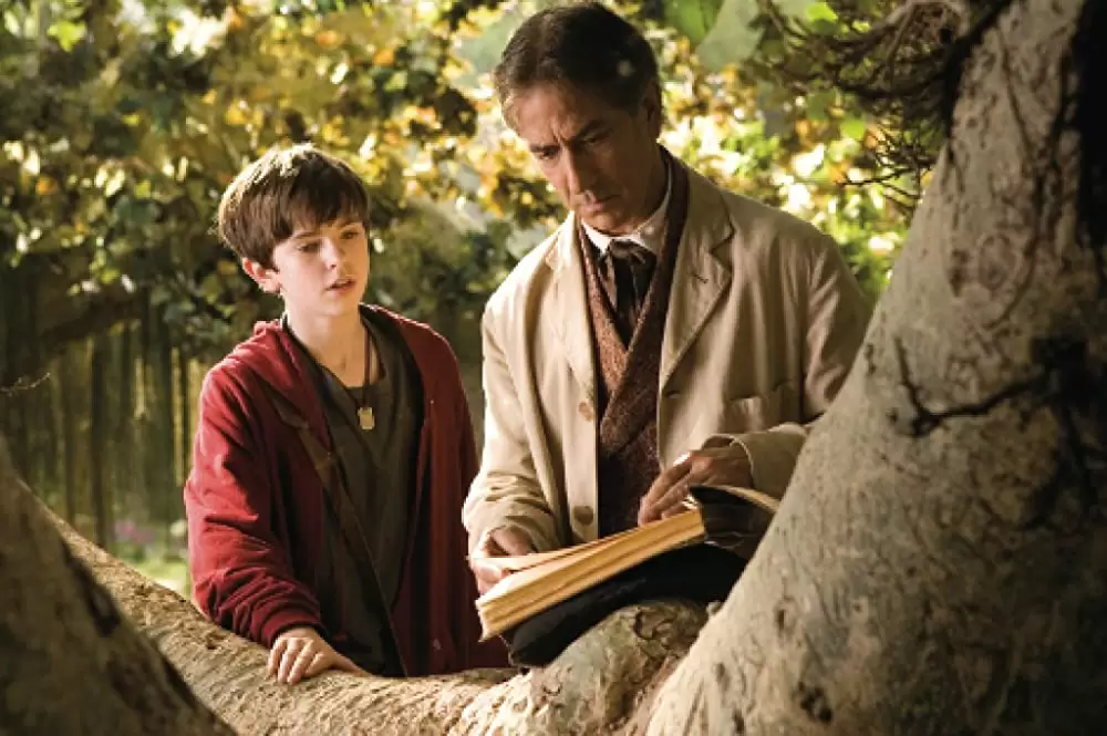 「スパイダーウィックの謎」デビッド・ストラザーン & フレディ・ハイモアの画像