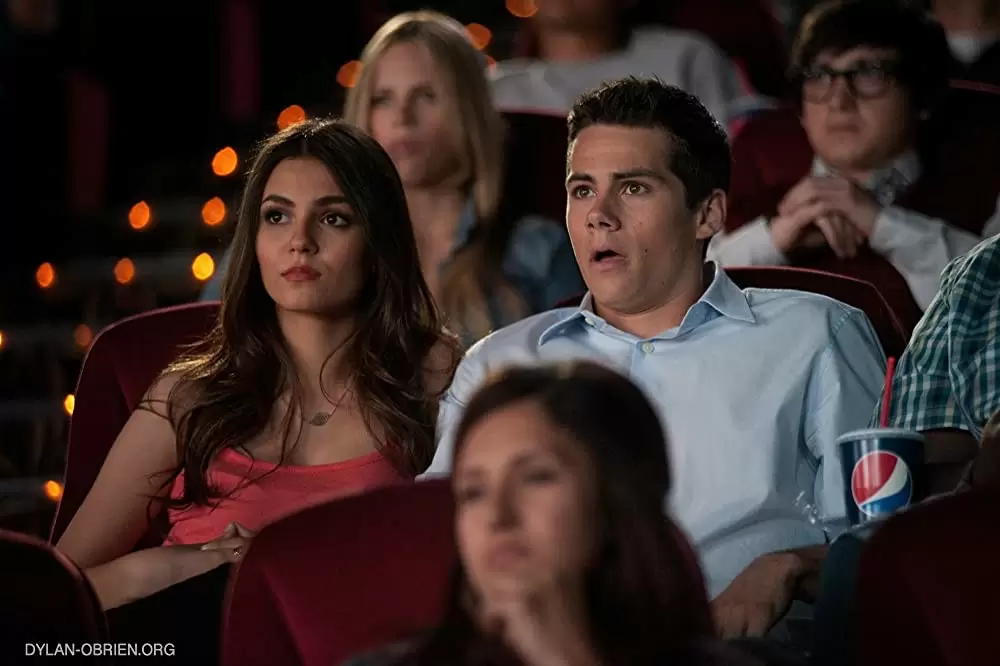 「ファースト・タイム」クレイグ・ロバーツ & ビクトリア・ジャスティス & ディラン・オブライエン & ハルストン・セイジの画像