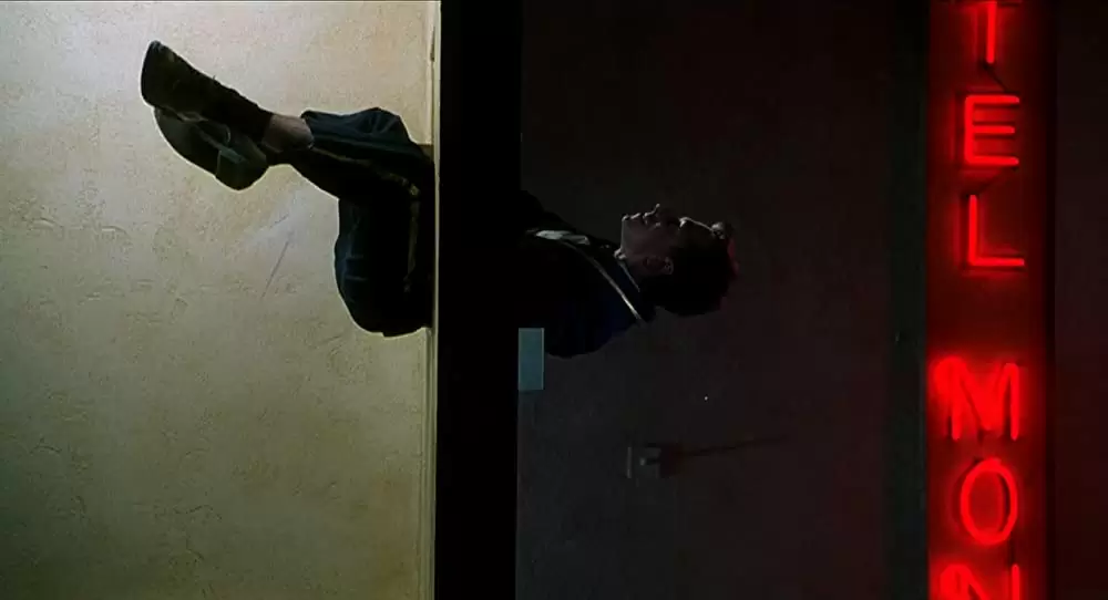 「フォー・ルームス」ティム・ロスの画像