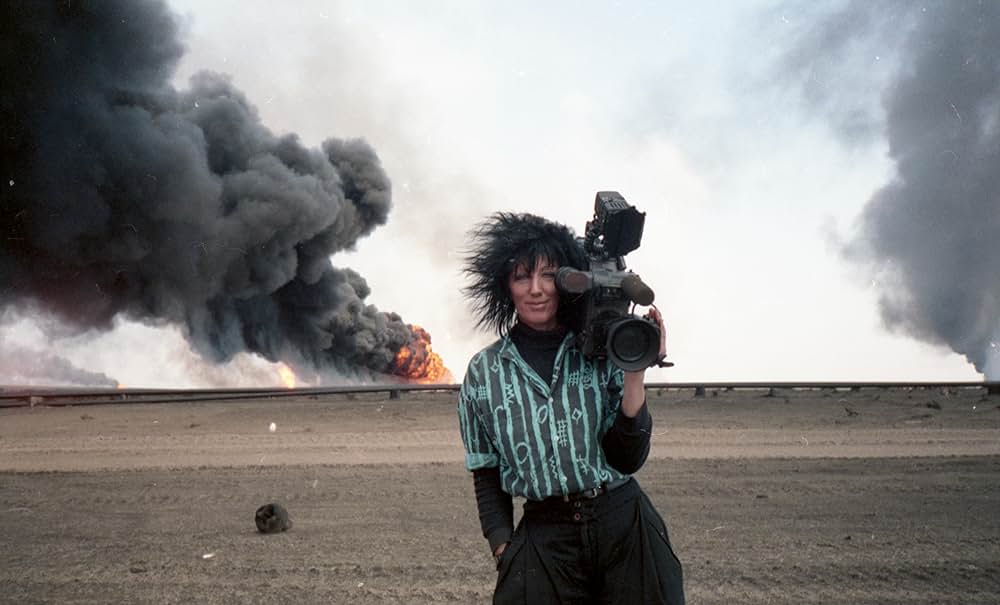 Never Look Away（原題）の画像