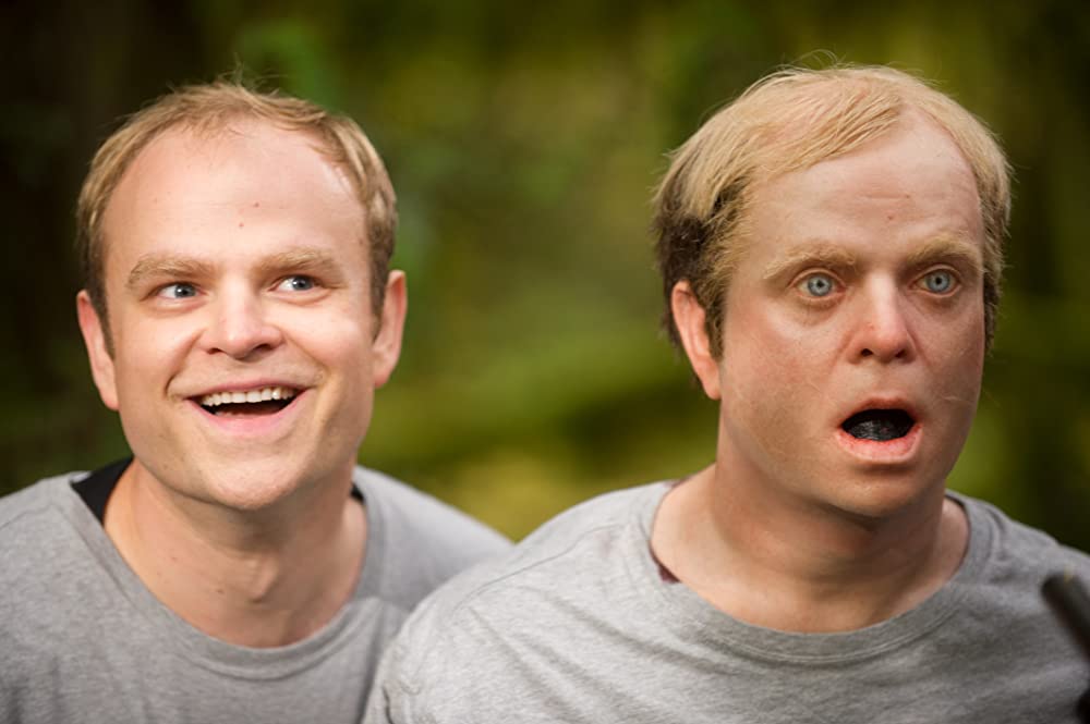 ホーンズ 容疑者と告白の角の画像