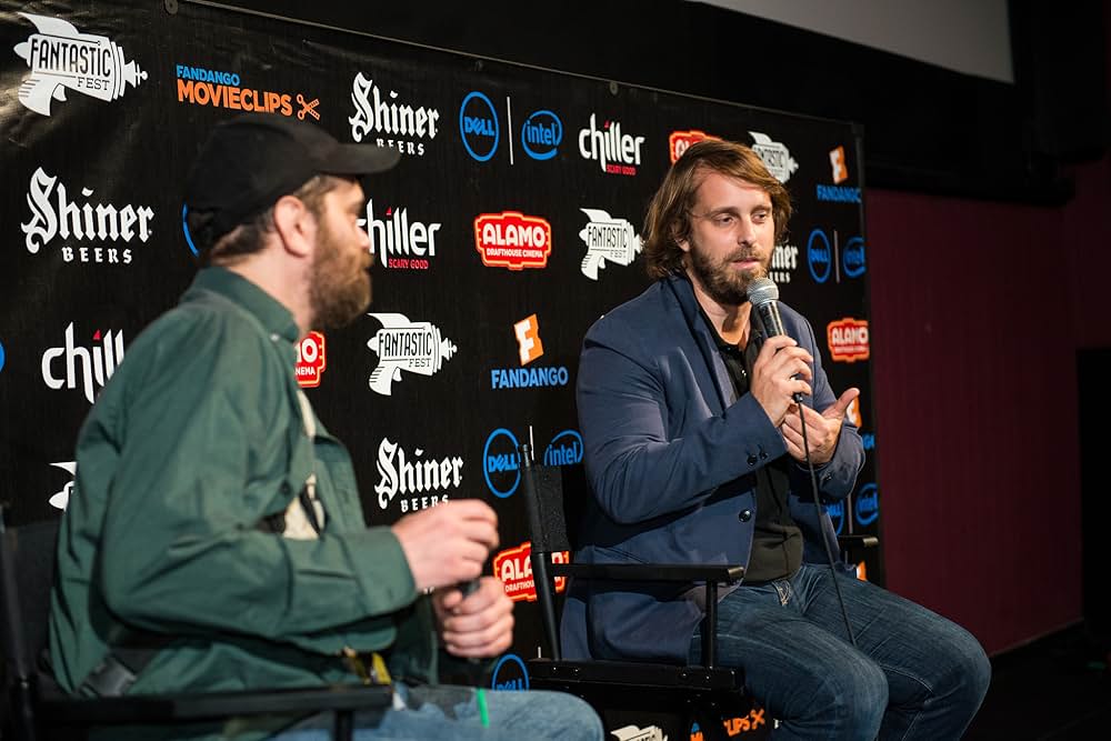 ホーンズ 容疑者と告白の角の画像