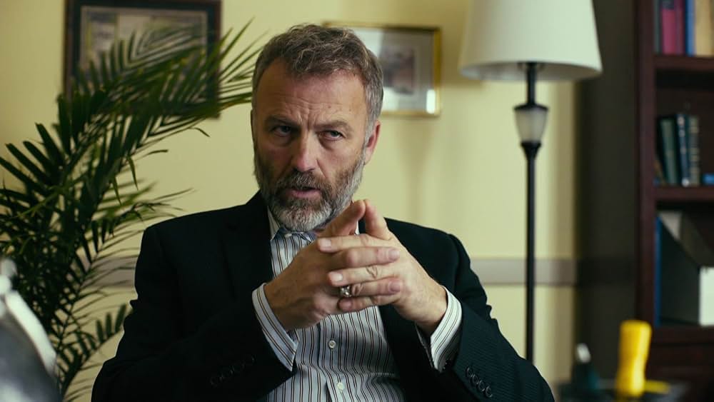 How to Plan an Orgy in a Small Town（原題）の画像