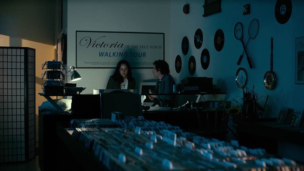 How to Plan an Orgy in a Small Town（原題）の画像