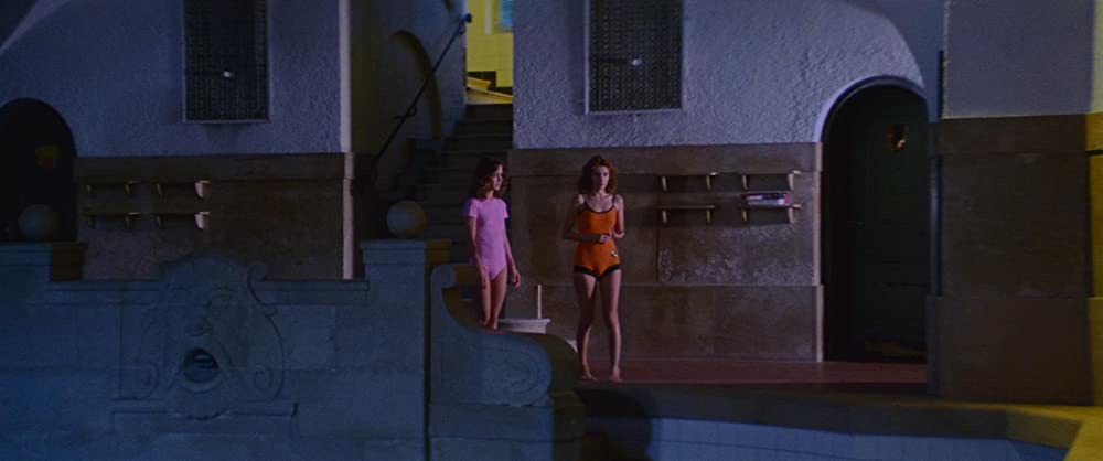 サスペリアの画像