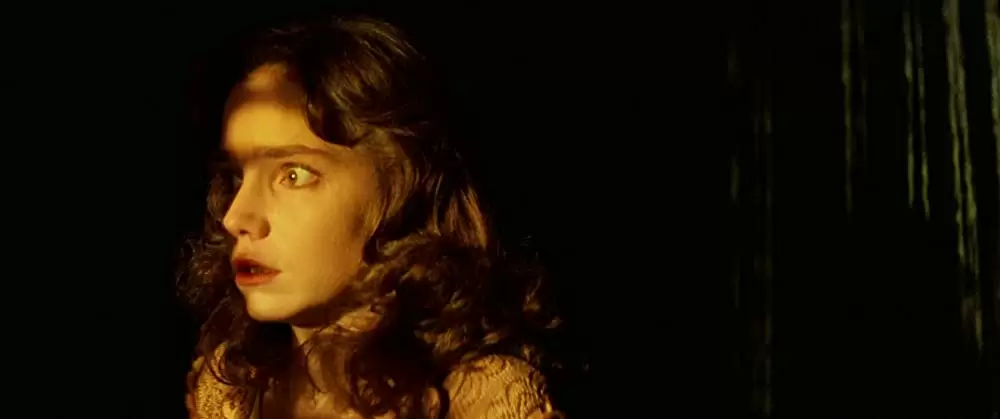 サスペリアの画像