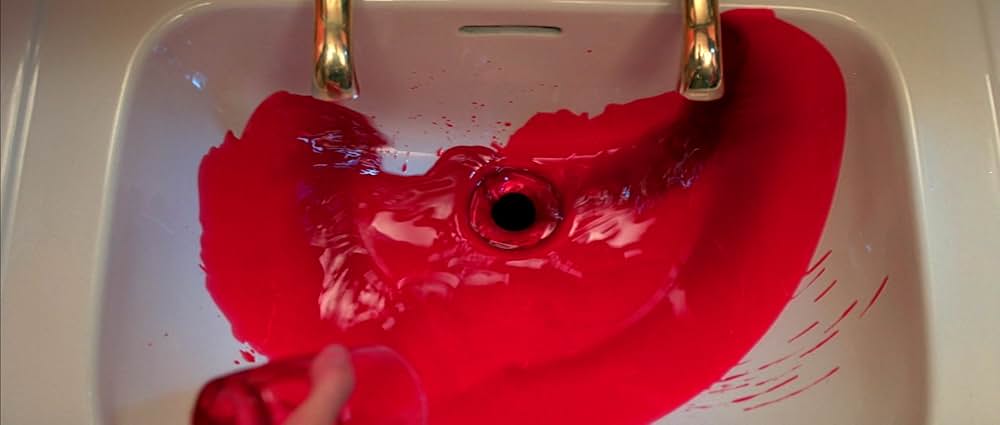 サスペリアの画像