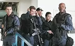 「S.W.A.T.（2003）」サミュエル・L・ジャクソン & LL・クール・J & コリン・ファレル & ミシェル・ロドリゲス & ブライアン・バン・ホルトの画像