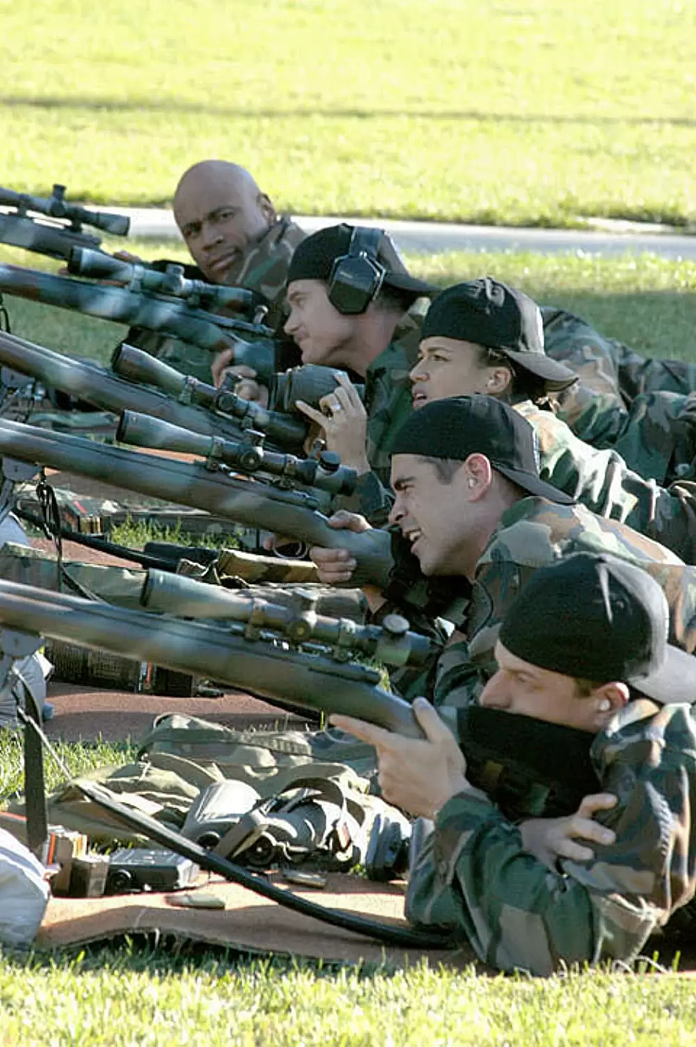 「S.W.A.T.（2003）」ジョシュ・チャールズ & LL・クール・J & コリン・ファレル & ミシェル・ロドリゲス & ブライアン・バン・ホルトの画像