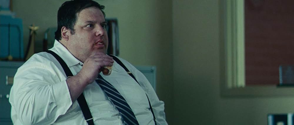 ヤギと男と男と壁との画像