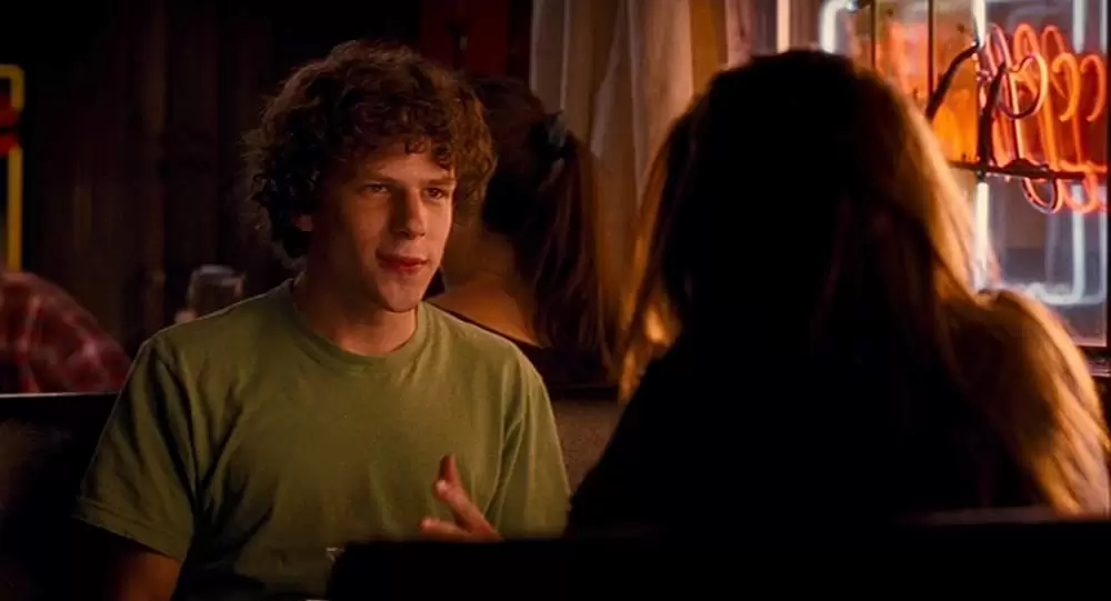 「アドベンチャーランドへようこそ」ジェシー・アイゼンバーグの画像