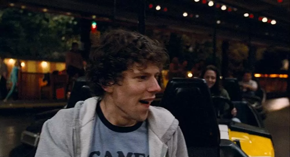 「アドベンチャーランドへようこそ」ジェシー・アイゼンバーグの画像