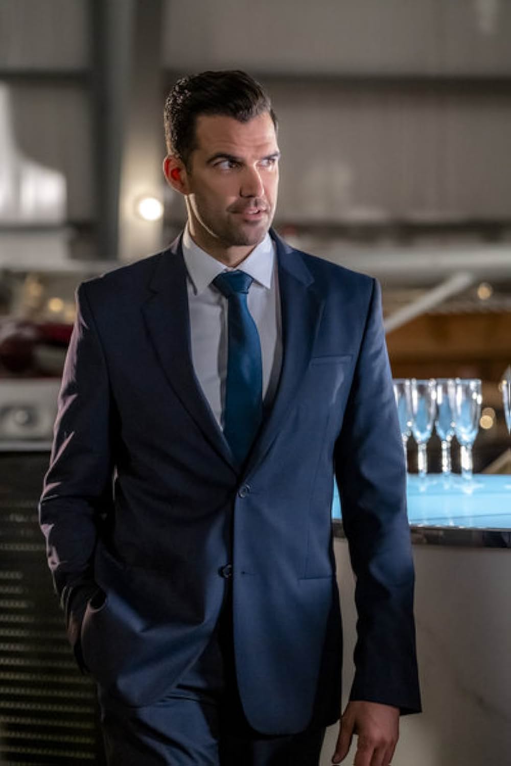 新聞記者アレックスの画像