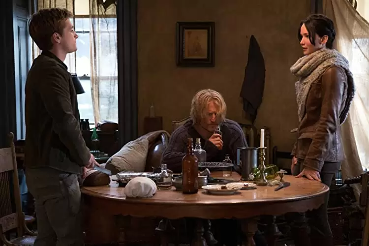 「ハンガー・ゲーム2」ウッディ・ハレルソン & ジョシュ・ハッチャーソン & ジェニファー・ローレンスの画像