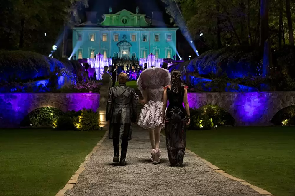 「ハンガー・ゲーム2」エリザベス・バンクス & ジョシュ・ハッチャーソン & ジェニファー・ローレンスの画像