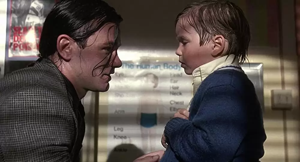 「キンダガートン・コップ」の画像