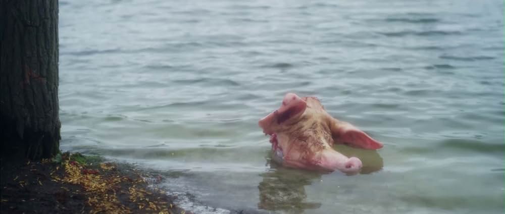 逃亡者 命を狙われた男女の画像