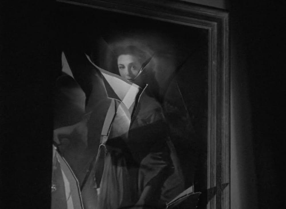 Corridor of Mirrors（原題）の画像