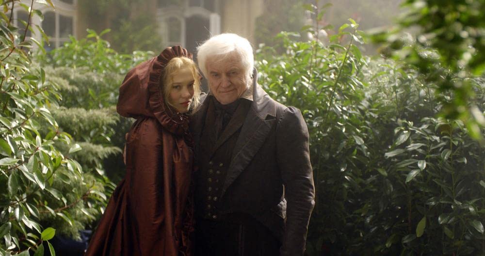 美女と野獣の画像