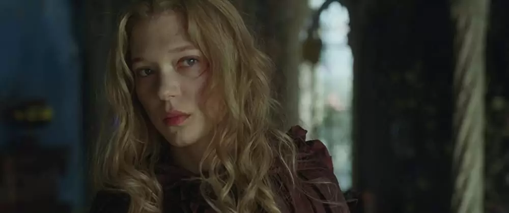 美女と野獣の画像