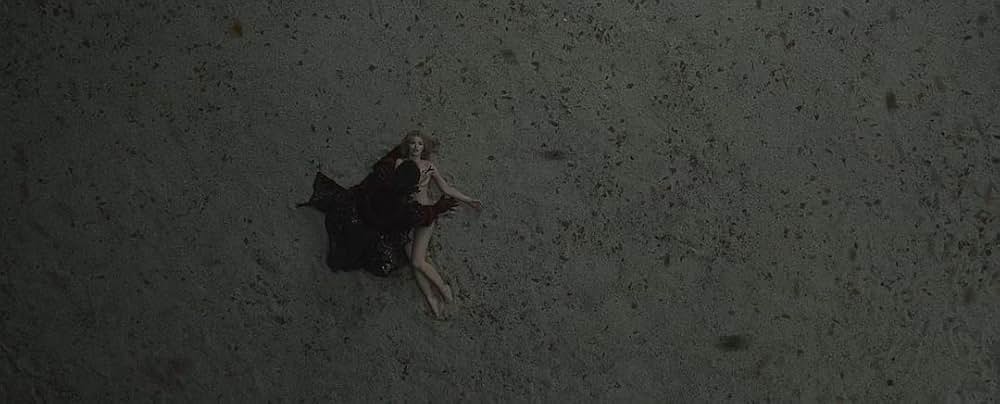 美女と野獣の画像