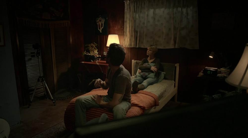 Mr. Jones（原題）の画像