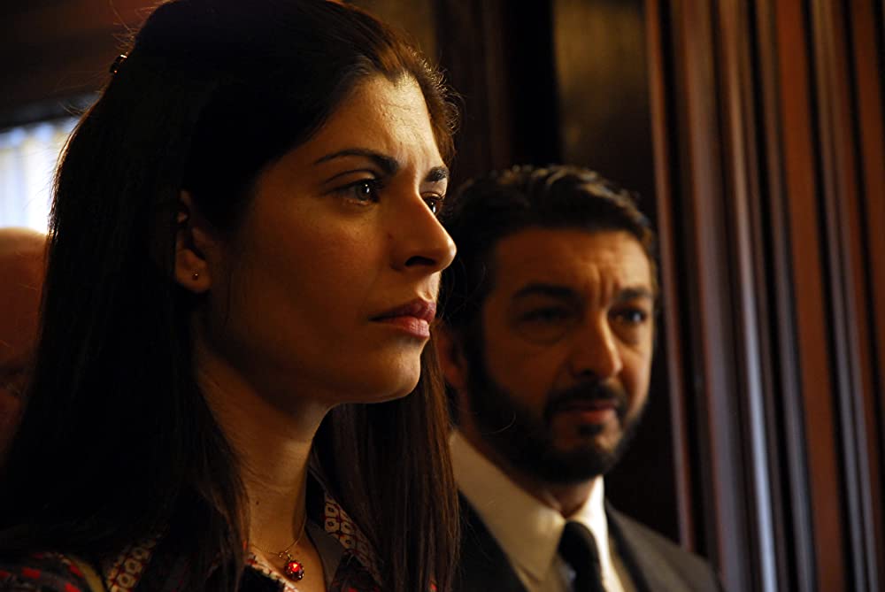 瞳の奥の秘密の画像