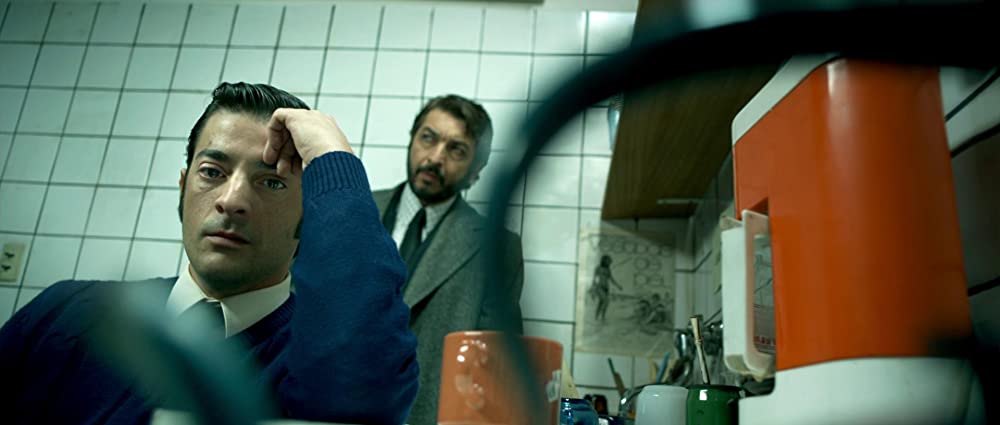 瞳の奥の秘密の画像