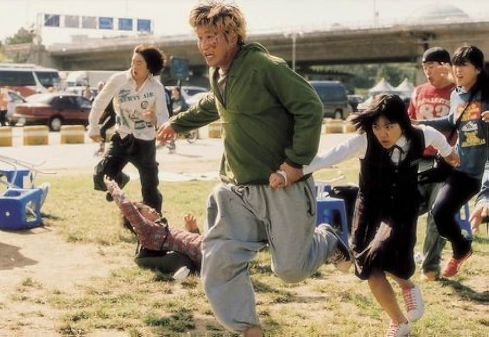 「グエムル -漢江の怪物-」の画像