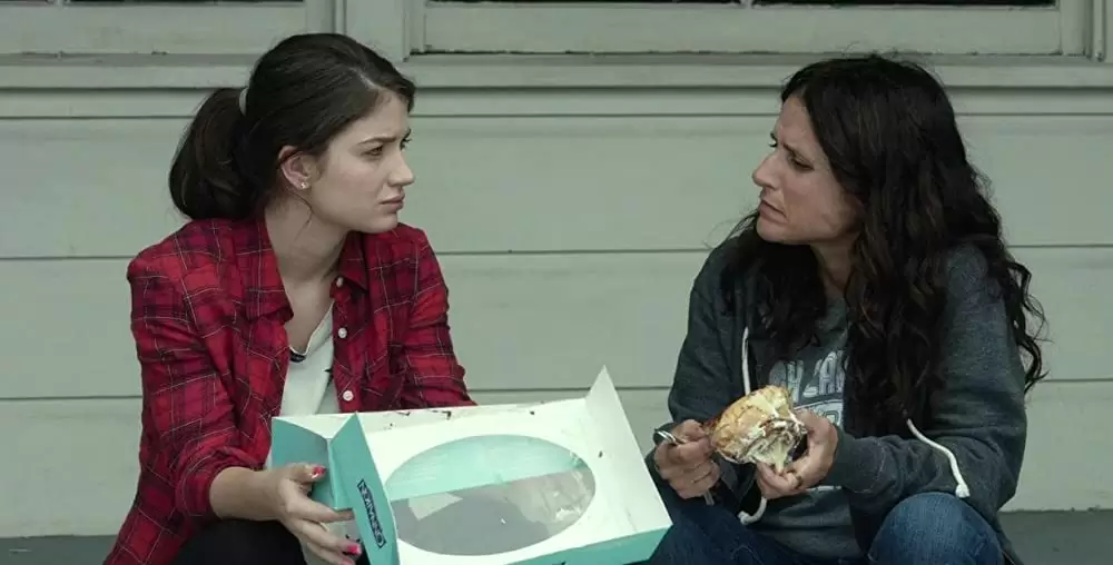 「おとなの恋には嘘がある」ジュリア・ルイス＝ドレイファス & イブ・ヒューソンの画像