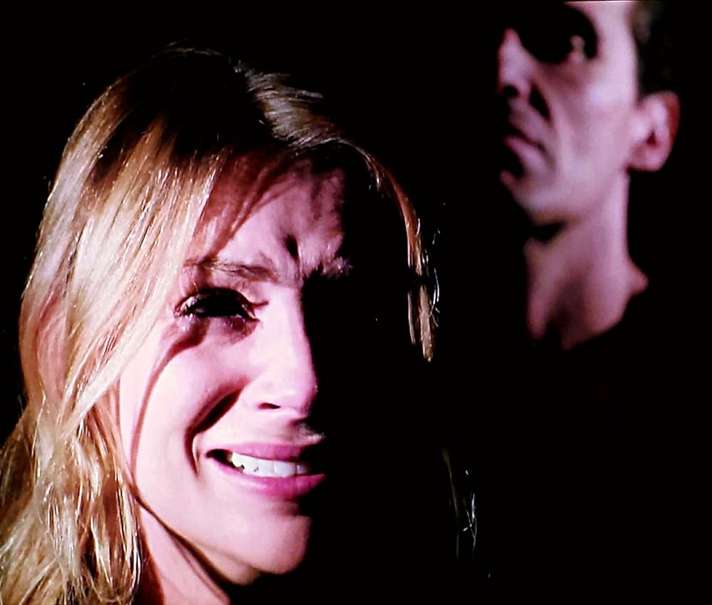 キャラクター 犯罪小説家の画像