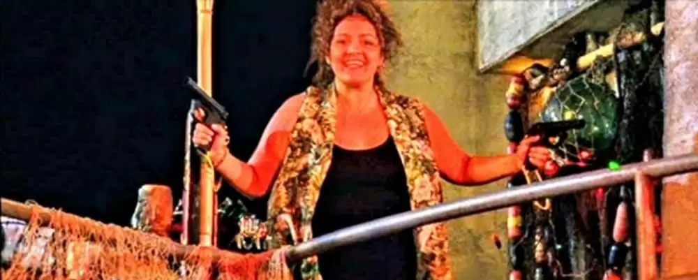 「ディープ・ブルー」ステラン・スカルスガルド & アイダ・タートゥーロの画像